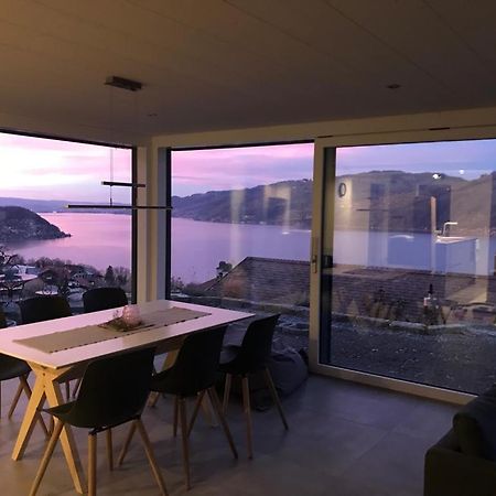 Moderne Unterkunft Mit Panoramablick Auf Thunersee Krattigen Esterno foto