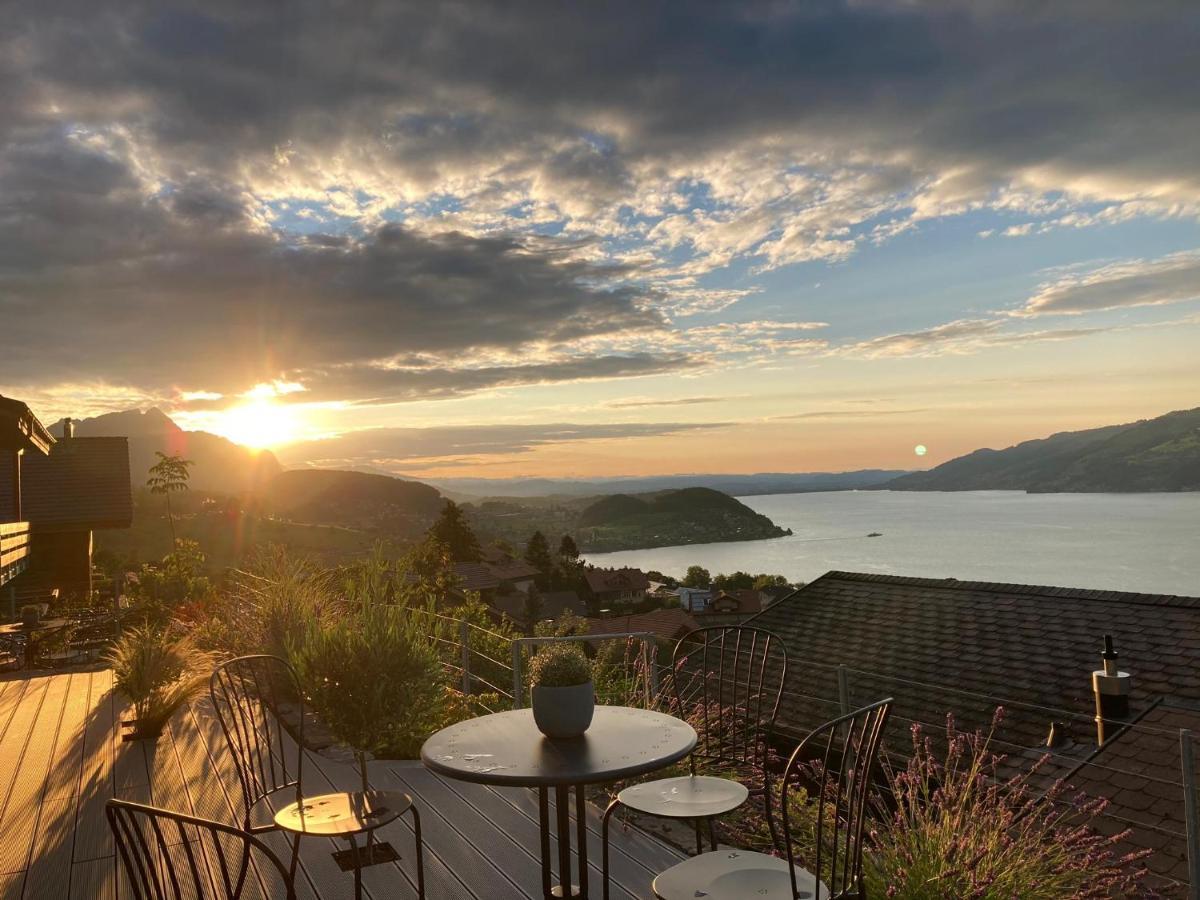 Moderne Unterkunft Mit Panoramablick Auf Thunersee Krattigen Esterno foto